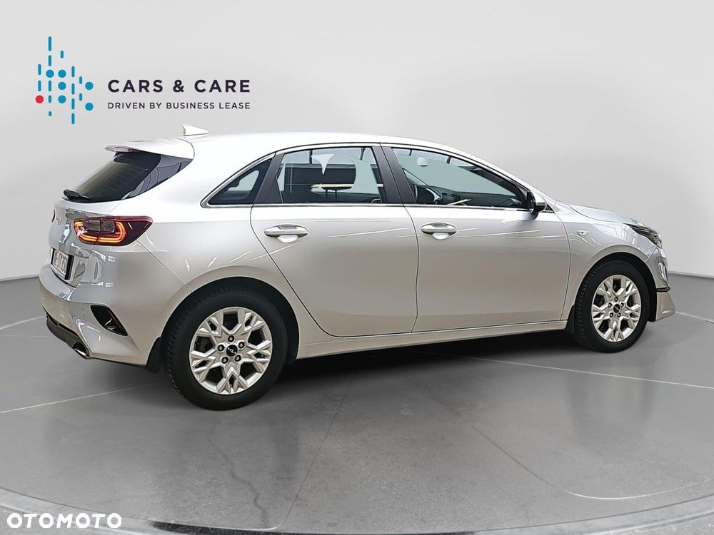 Kia Ceed 1.5 T-GDI M - 22