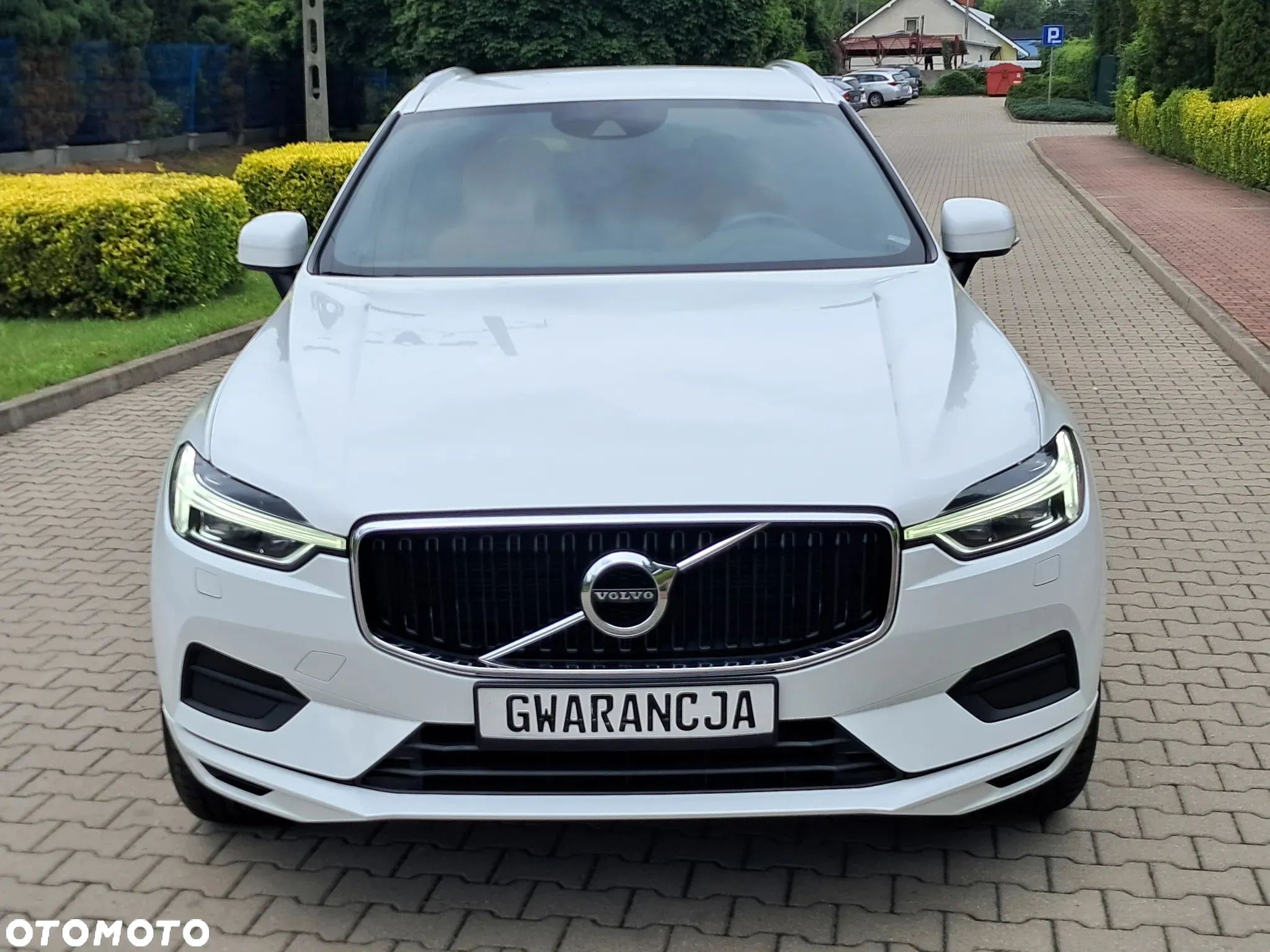 Volvo XC 60 D4 Geartronic Momentum Pro - 1