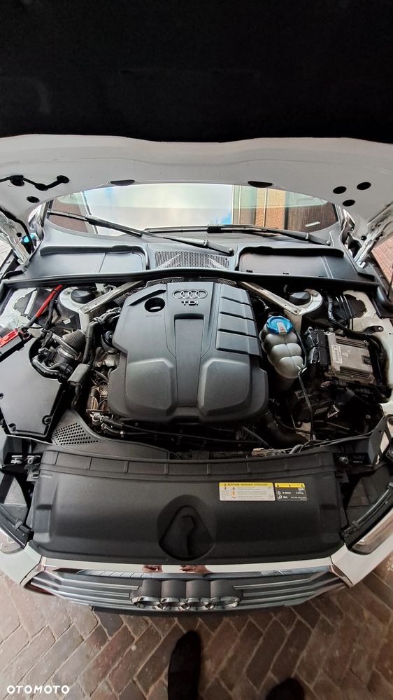 Audi A4 Avant 2.0 TDI S tronic design - 16