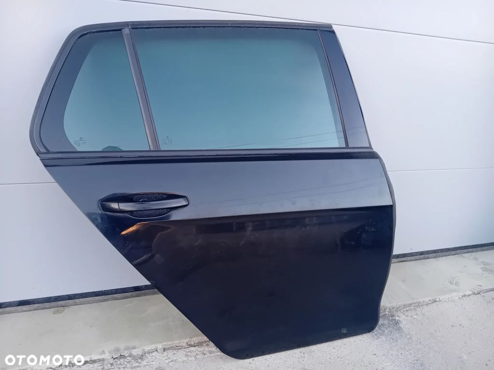 Drzwi prawy tył VW GOLF VII