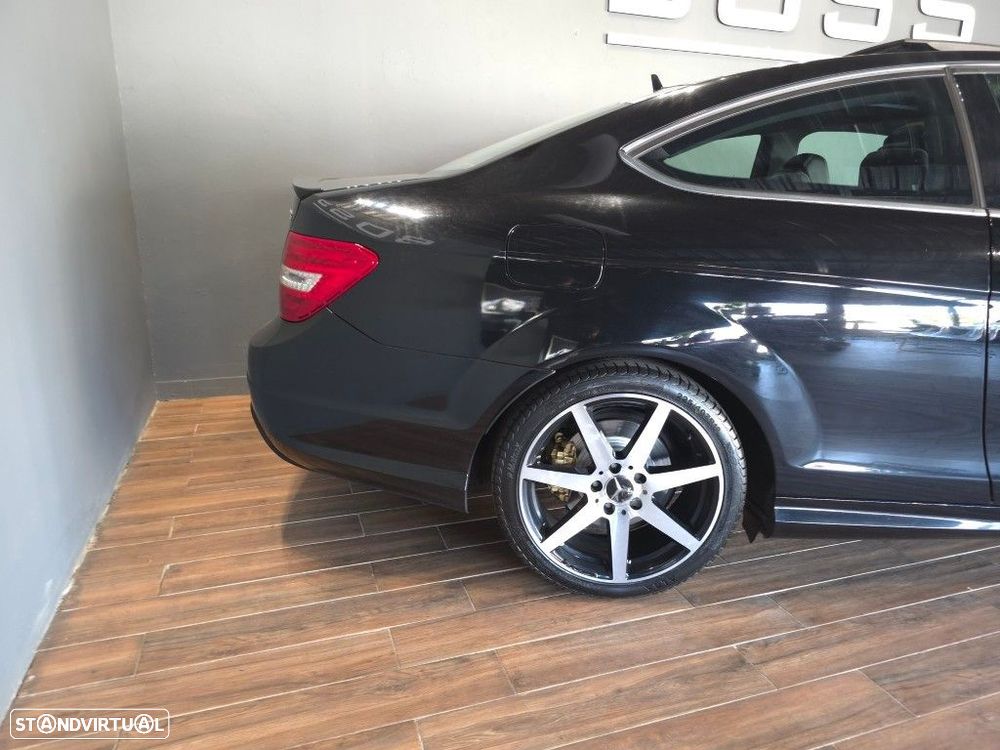 Mercedes-Benz C 220 - 9