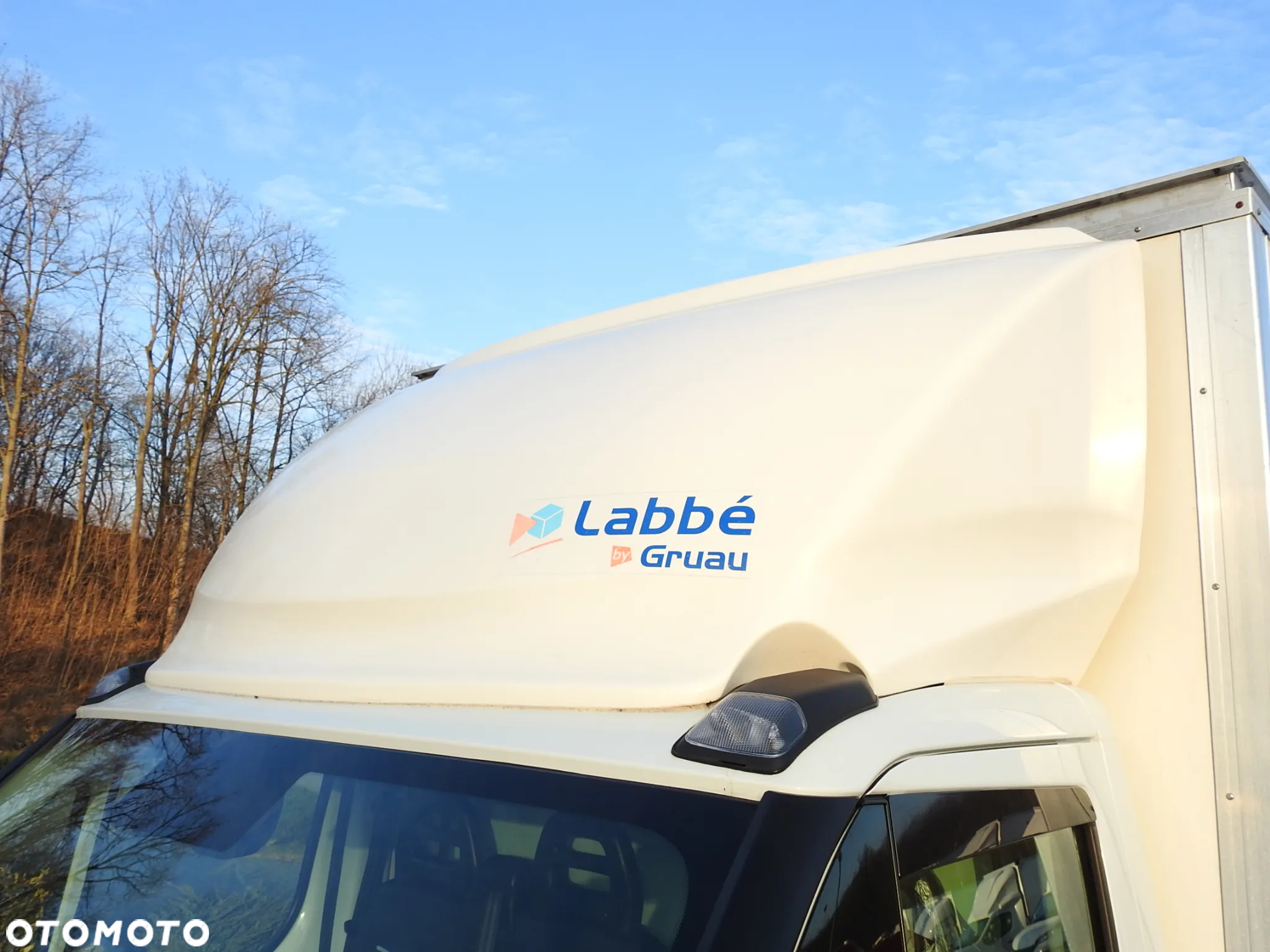 Iveco DAILY 35S16 KONTENER WINDA 8 PALET TEMPOMAT KLIMATYZACJA BLIŹNIACZE KOŁA 160KM [ 689599 ] - 24