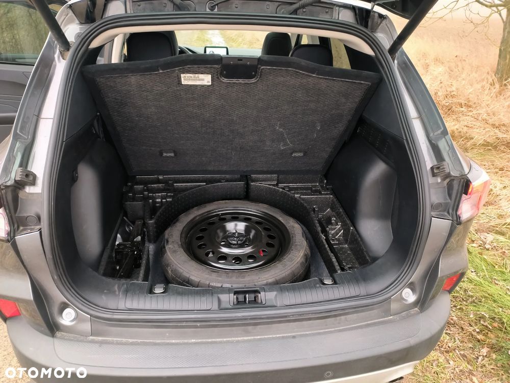 Ford Kuga 2.5 FHEV AWD Titanium X - 19