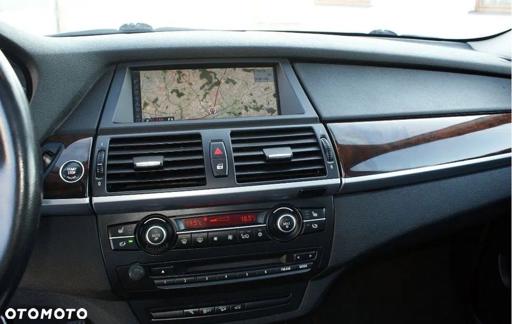 BMW X5 xDrive35d - 8