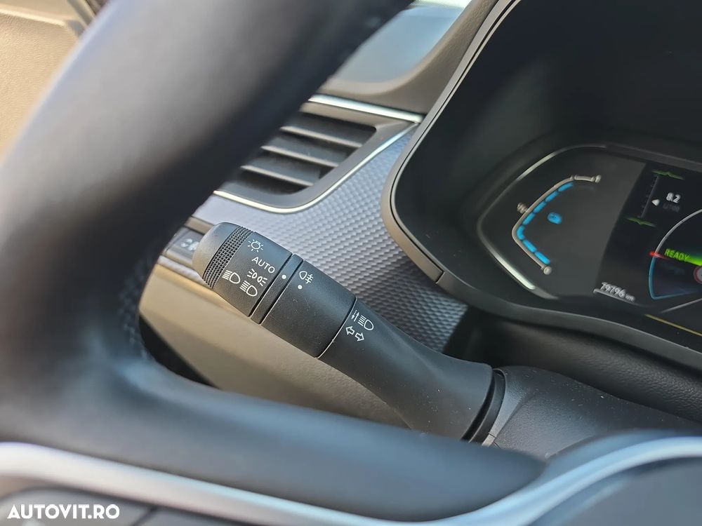 Renault Arkana E-TECH 145 INTENS - 17