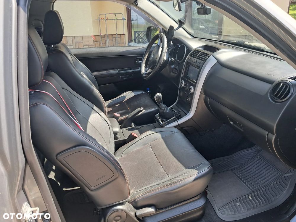 Suzuki Grand Vitara 1.6 De luxe - 7