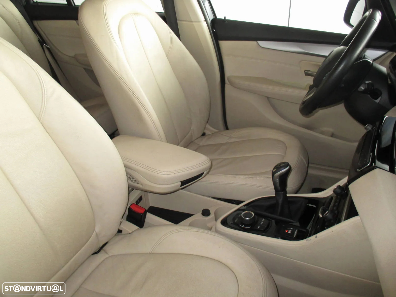BMW 220 Gran Tourer d Advantage - 10