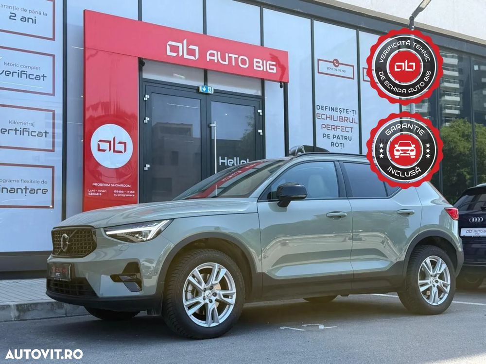 Volvo XC 40 B4 AT FWD MHEV Plus Dark - 1