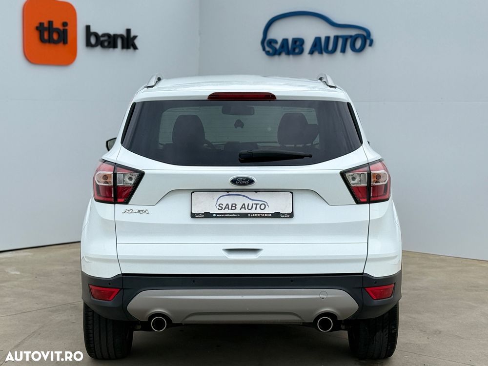 Ford Kuga 2.0 TDCi Powershift 4WD Titanium - 21