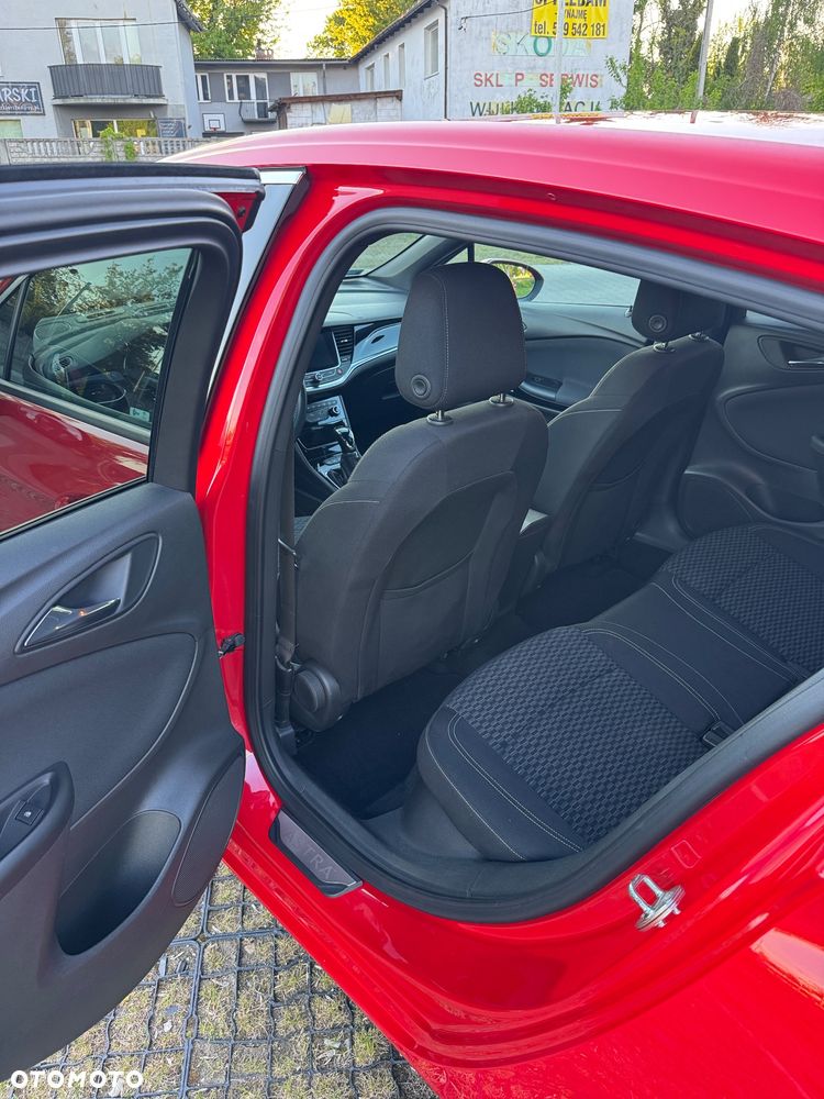 Opel Astra 1.4 T Dynamic S&S - 25