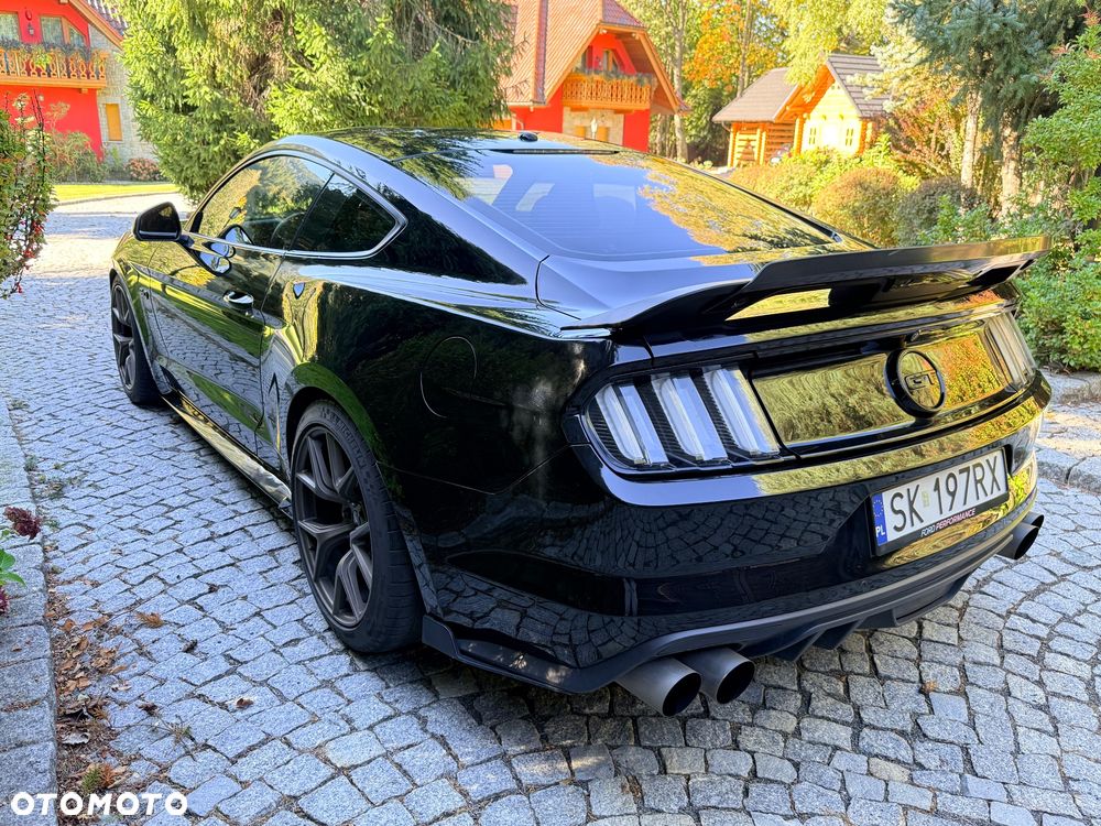Ford Mustang 5.0 V8 GT - 5