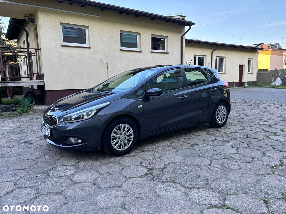 Kia Ceed - 15