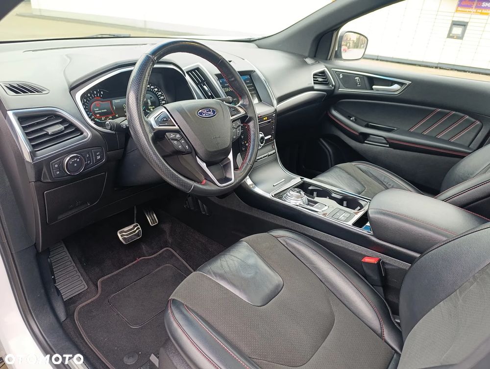 Ford Edge 2.0 EcoBlue Bi-Turbo 4x4 ST-LINE - 13