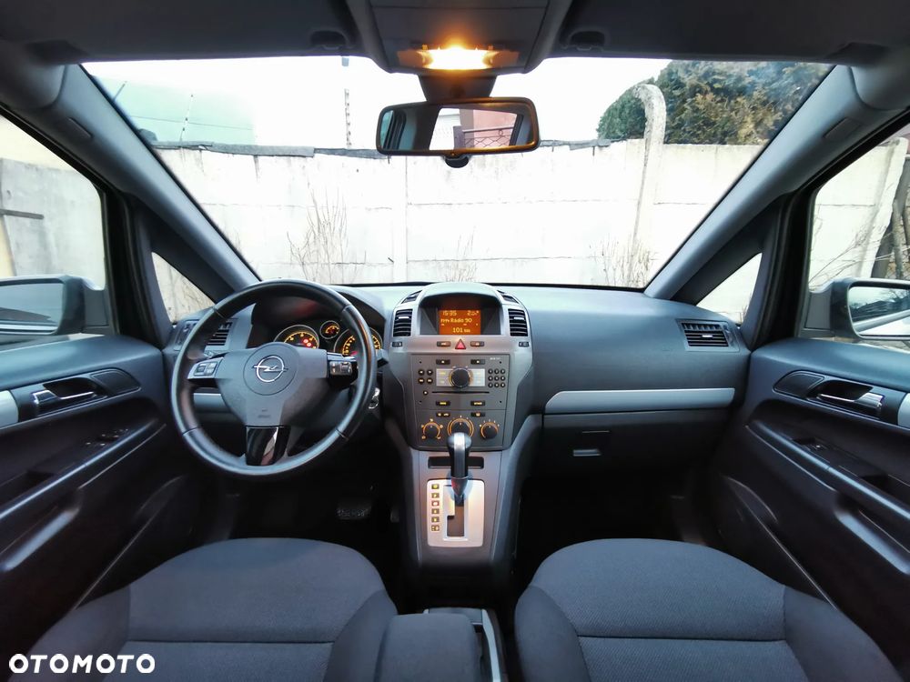 Opel Zafira 1.9 CDTI Automatik Edition - 25