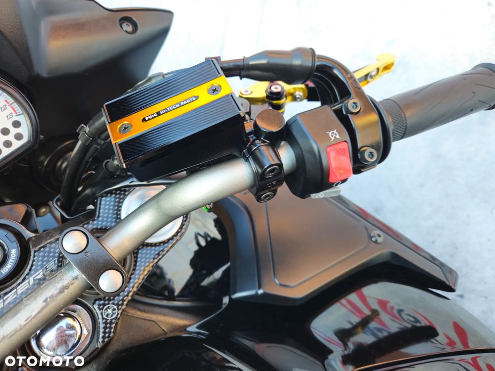 Yamaha FZ8 - 30