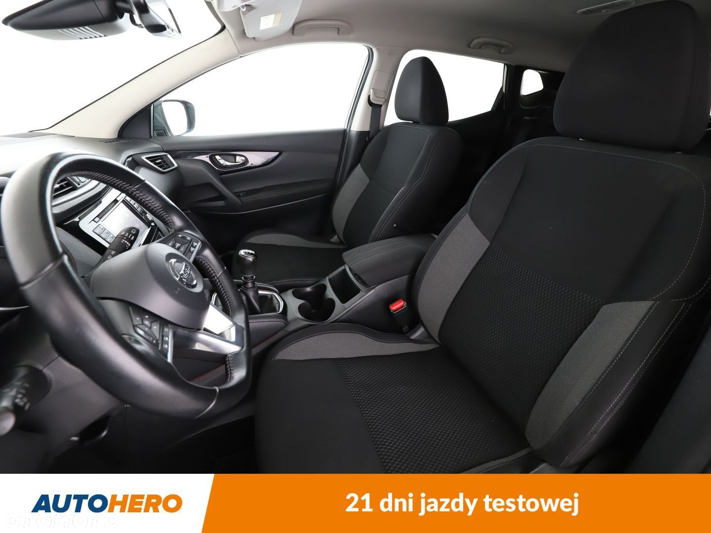 Nissan Qashqai 1.6 DCi Visia - 10