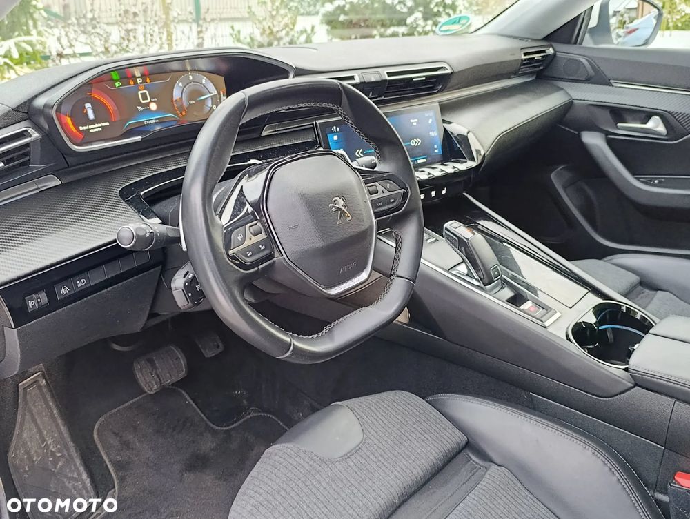 Peugeot 508 BlueHDi 160 EAT8 Allure - 23