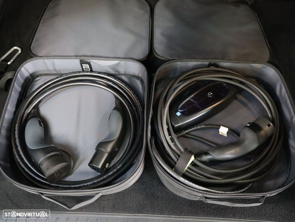 Mercedes-Benz E 300 de 4Matic All-Terrain - 34