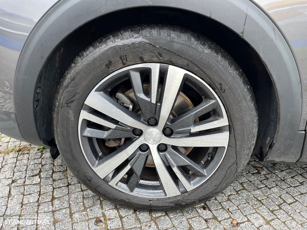Peugeot 3008 1.6 Hybrid Allure Pack e-EAT8 - 21