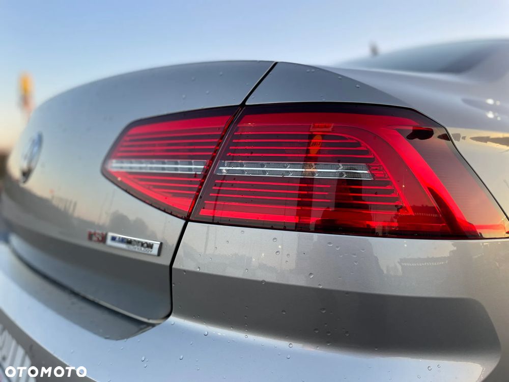 Volkswagen Passat 1.8 TSI BMT Highline - 10