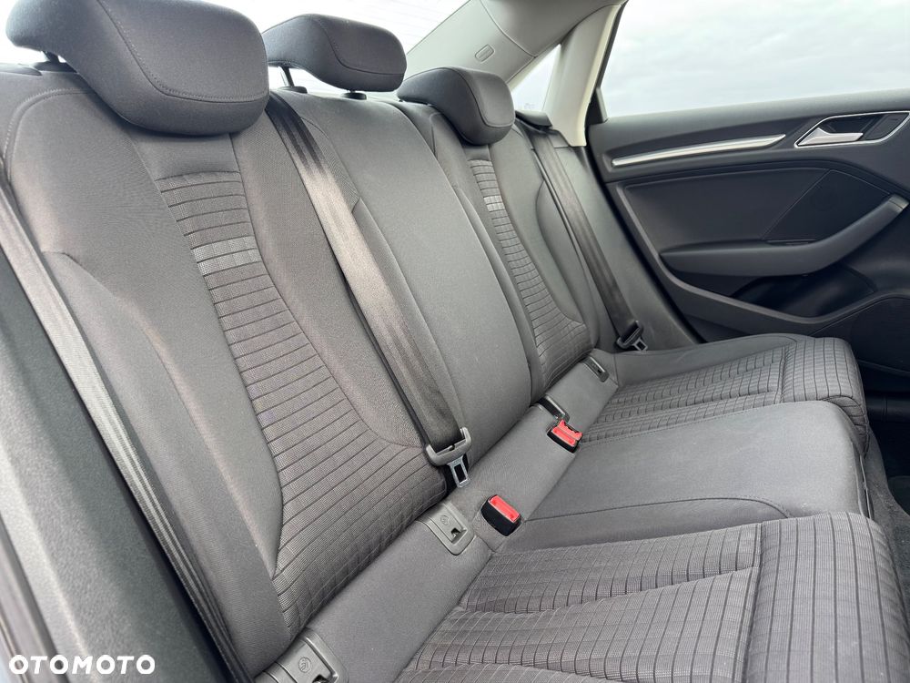 Audi A3 Limousine 2.0 TDI S tronic sport - 6