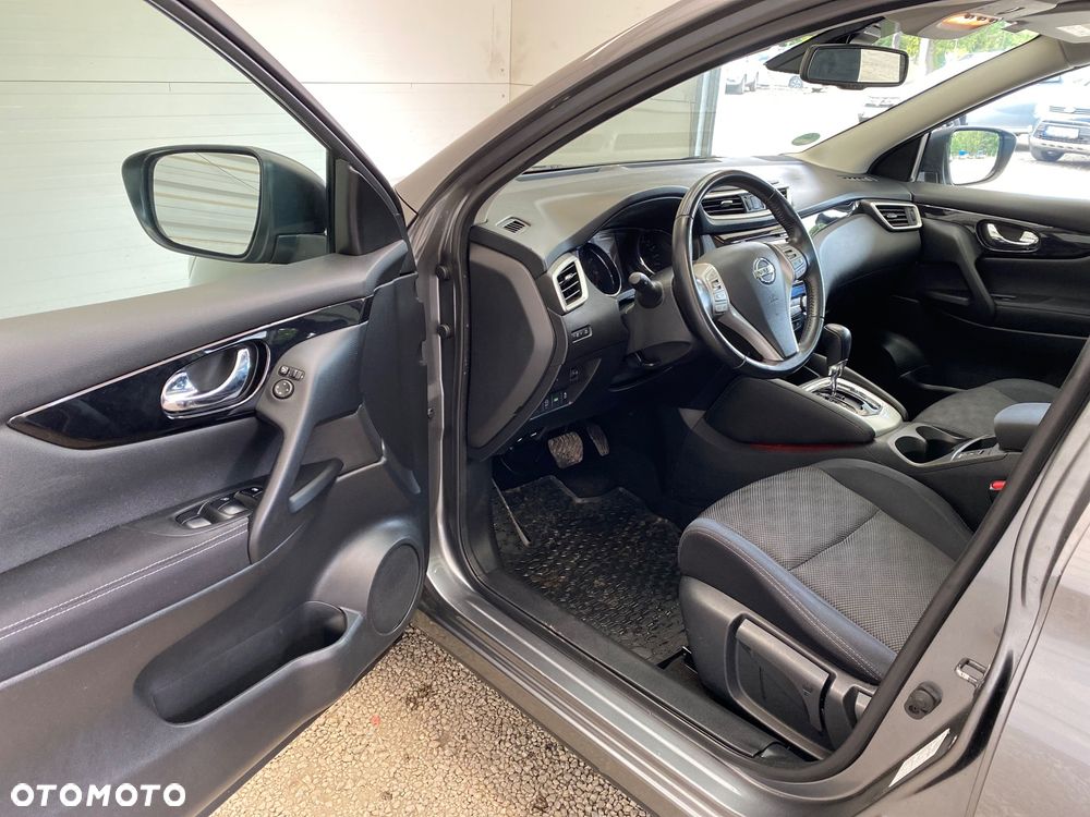 Nissan Qashqai 1.2 DIG-T Tekna Xtronic - 8