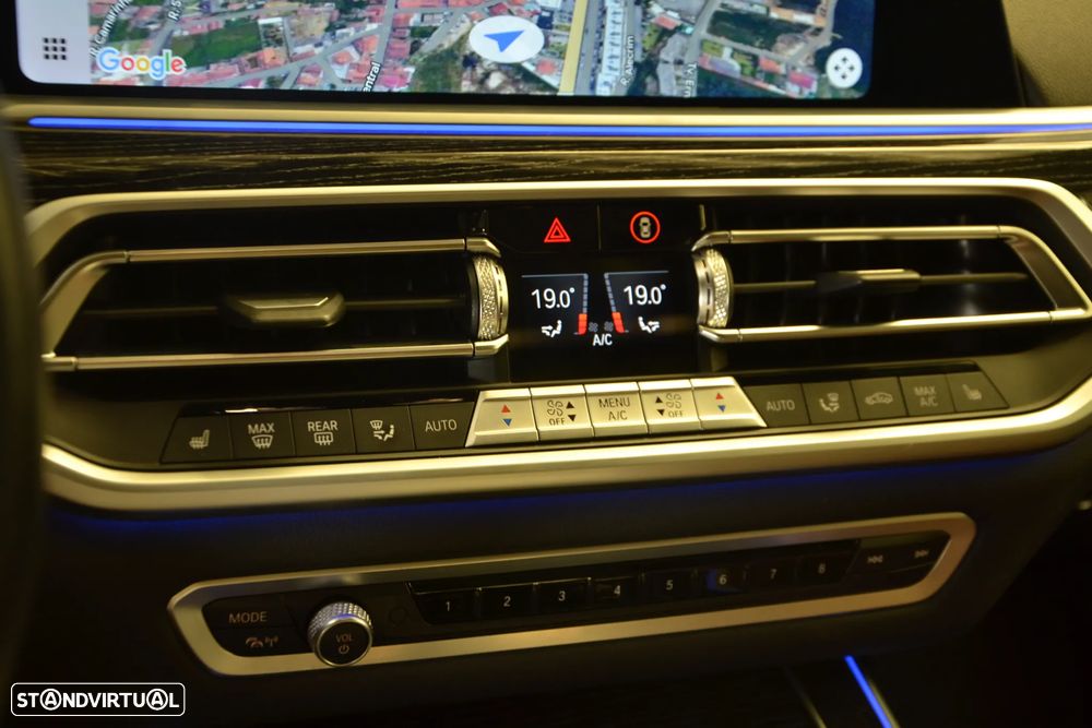 BMW X7 40 d xDrive Pack M - 37