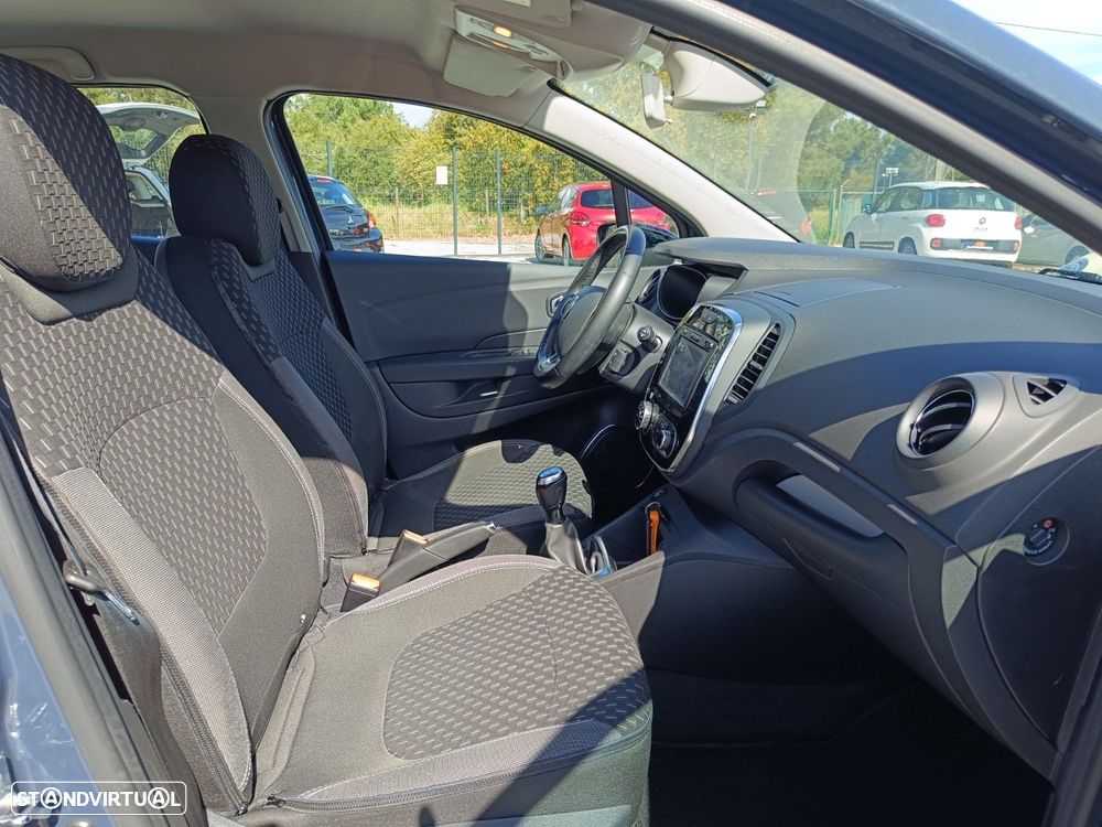 Renault Captur 0.9 TCE Exclusive - 16