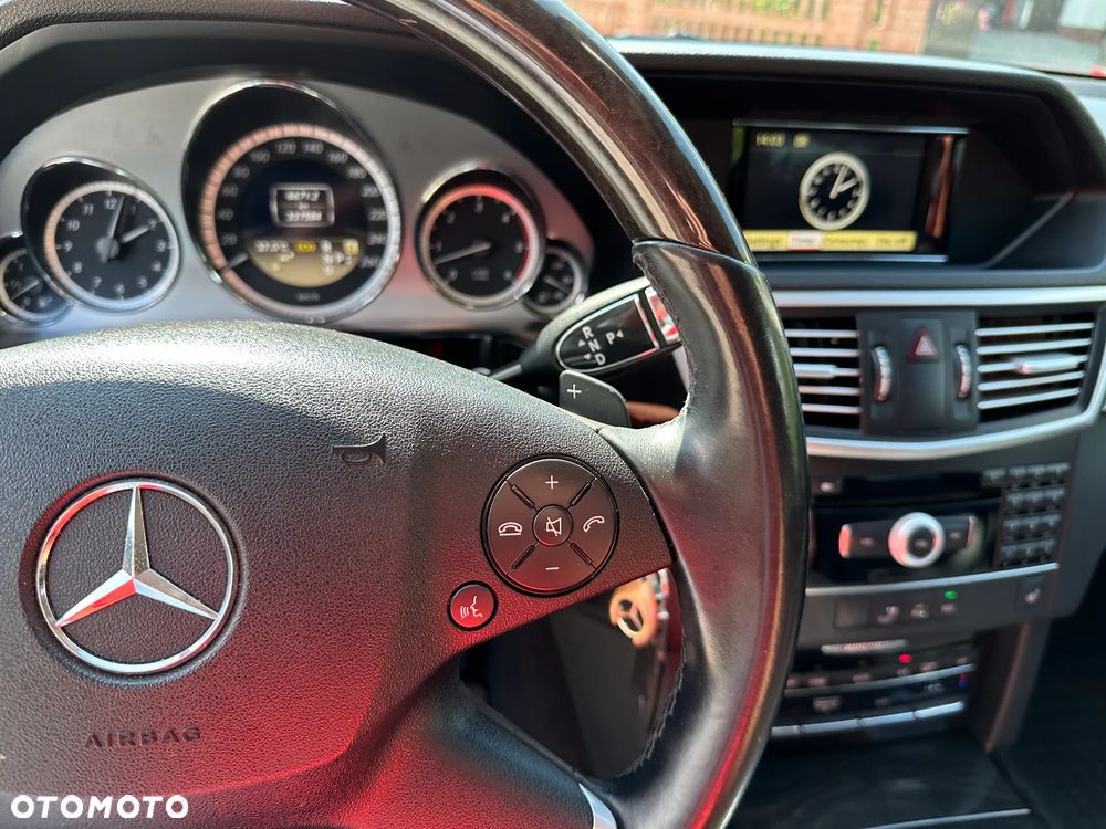 Mercedes-Benz Klasa E - 11