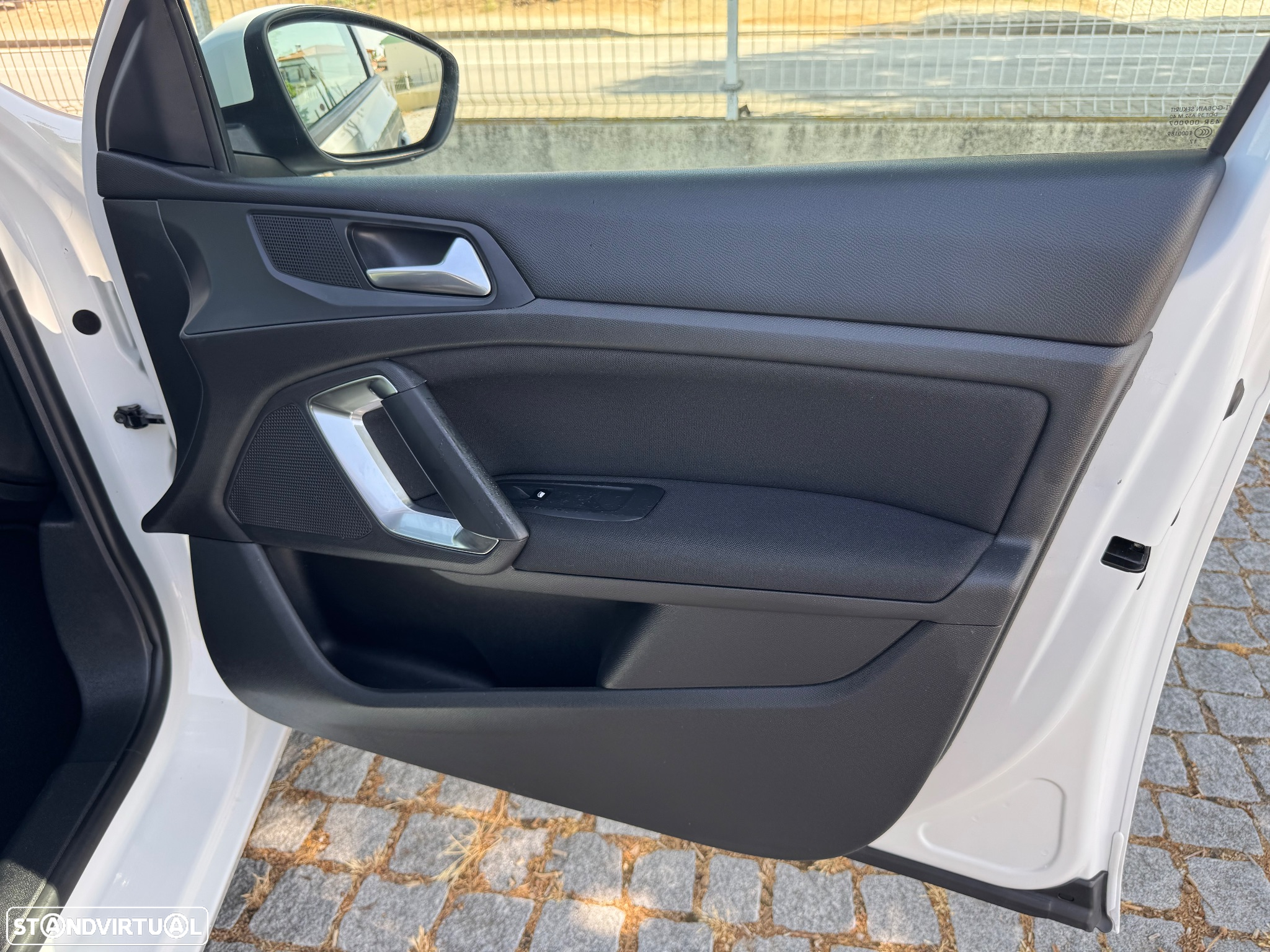 Peugeot 308 SW 1.6 BlueHDi Style - 44