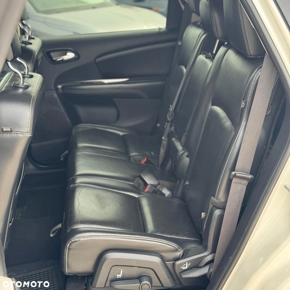 Fiat Freemont 2.0 Multijet Black Code AWD - 25