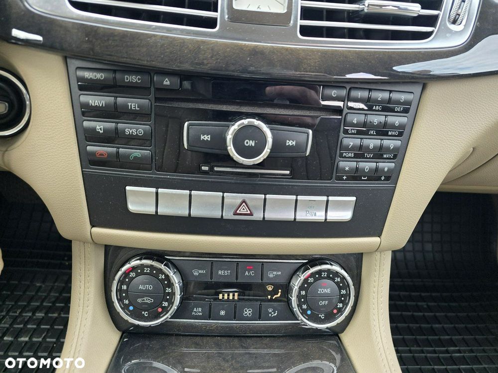 Mercedes-Benz CLS - 20