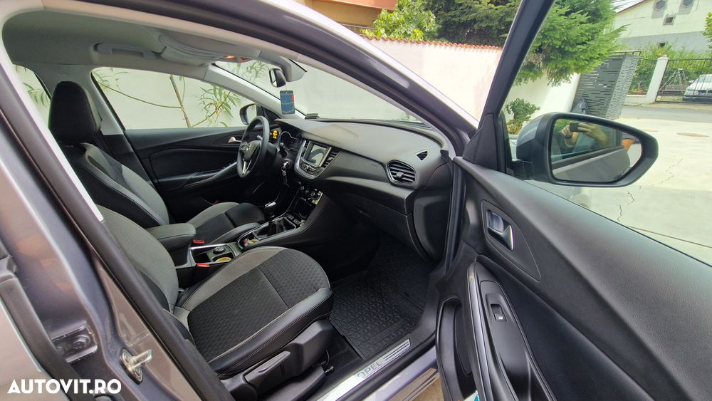 Opel Grandland X 1.2 Turbo START/STOP Innovation - 4