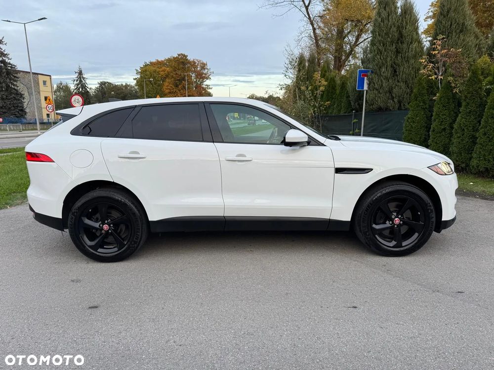 Jaguar F-Pace 30t AWD Prestige - 10