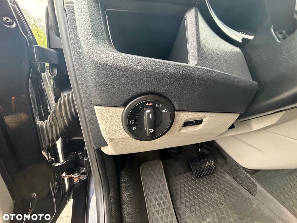 Volkswagen Transporter - 15