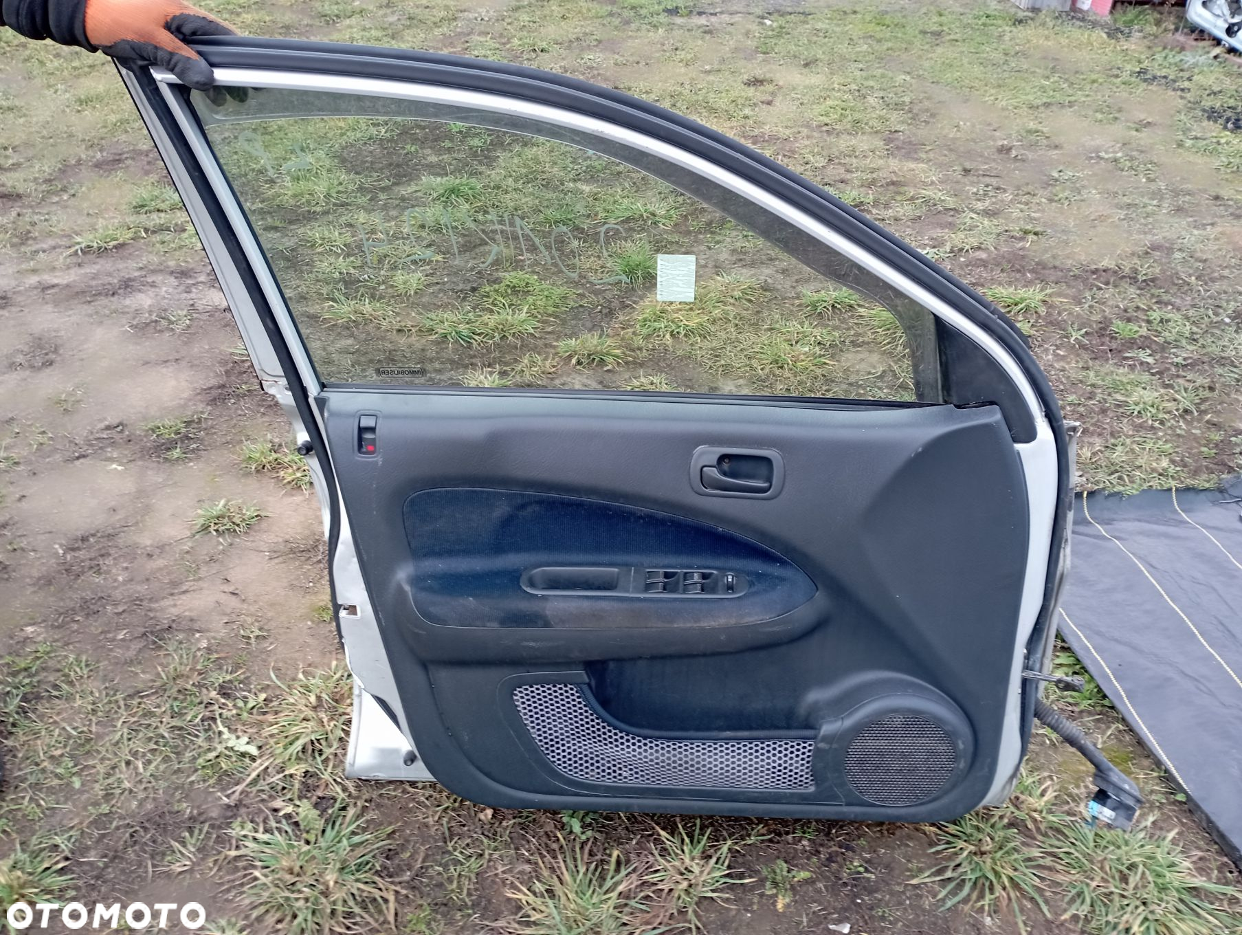 DRZWI LEWY PRZÓD

 HONDA
 HR-V I NH-583M - 5