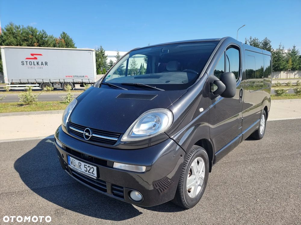 Opel Vivaro - 1