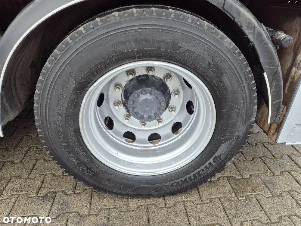 Volvo FM 330 / SKRZYNIA / HDS HIAB 840KG / KABINA SYPIALNIANA / AUTOMAT / HAK - 17