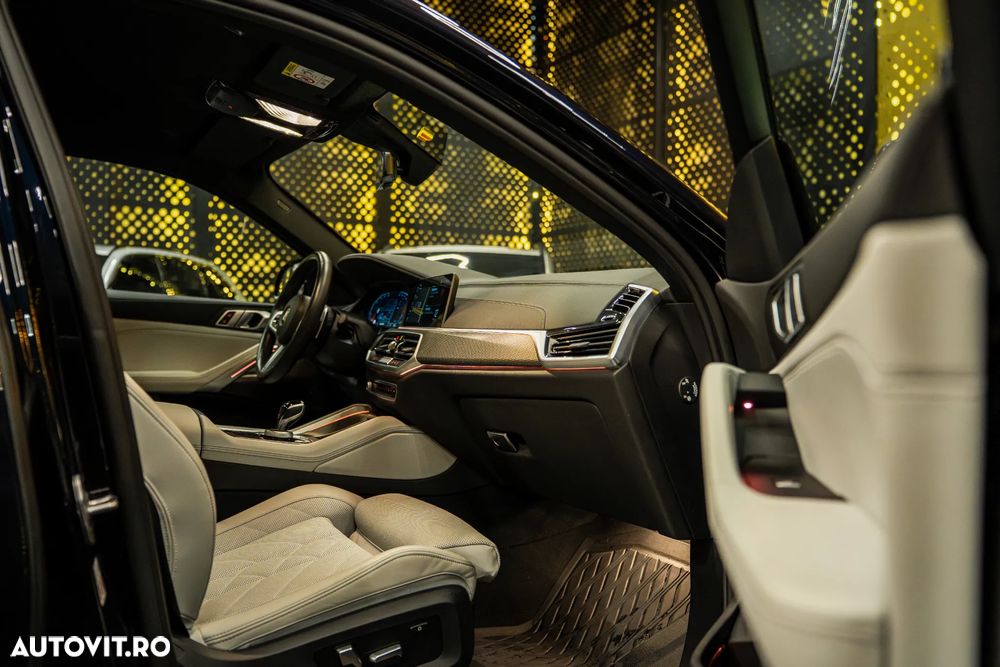 BMW X6 xDrive40i AT MHEV - 23