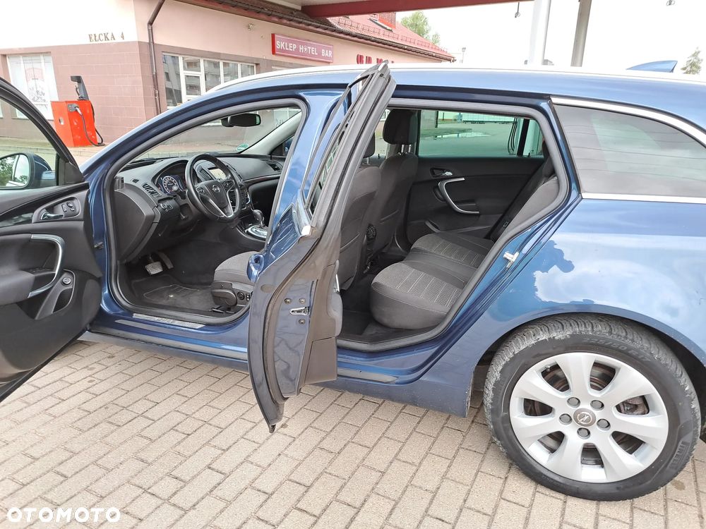 Opel Insignia - 12