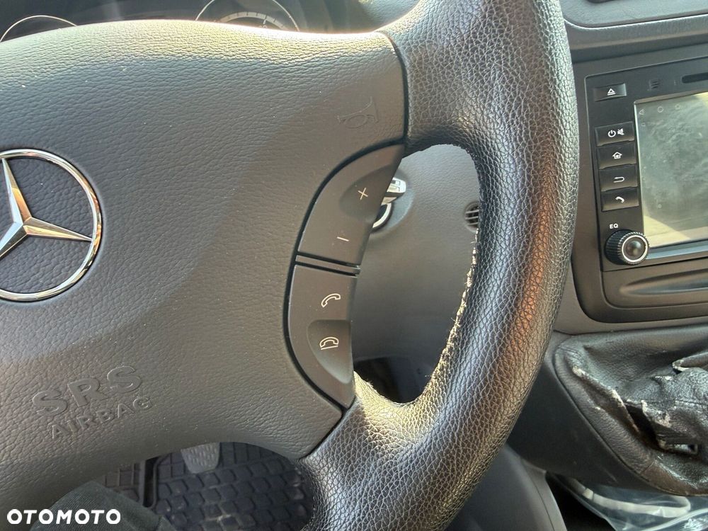 Mercedes-Benz Viano - 25