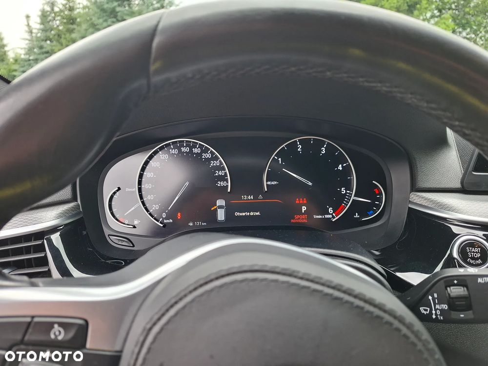 BMW Seria 5 520d M Sport - 21