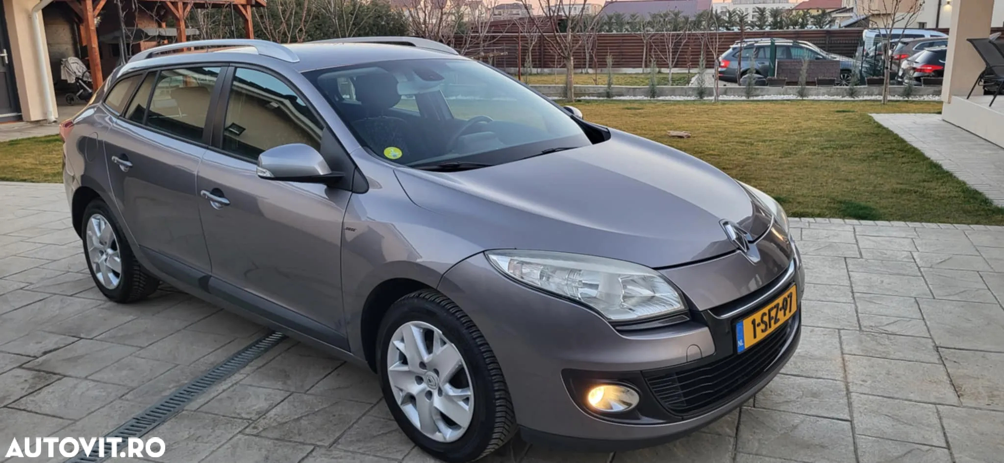 Renault Megane - 2