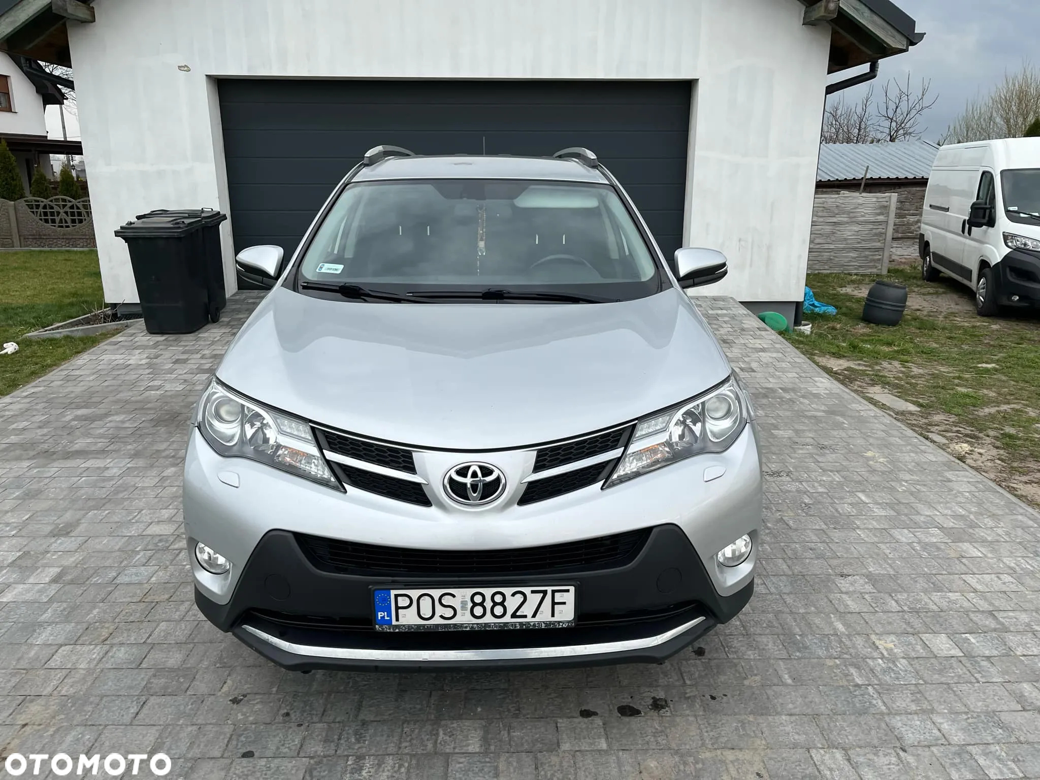 Toyota RAV4 - 4