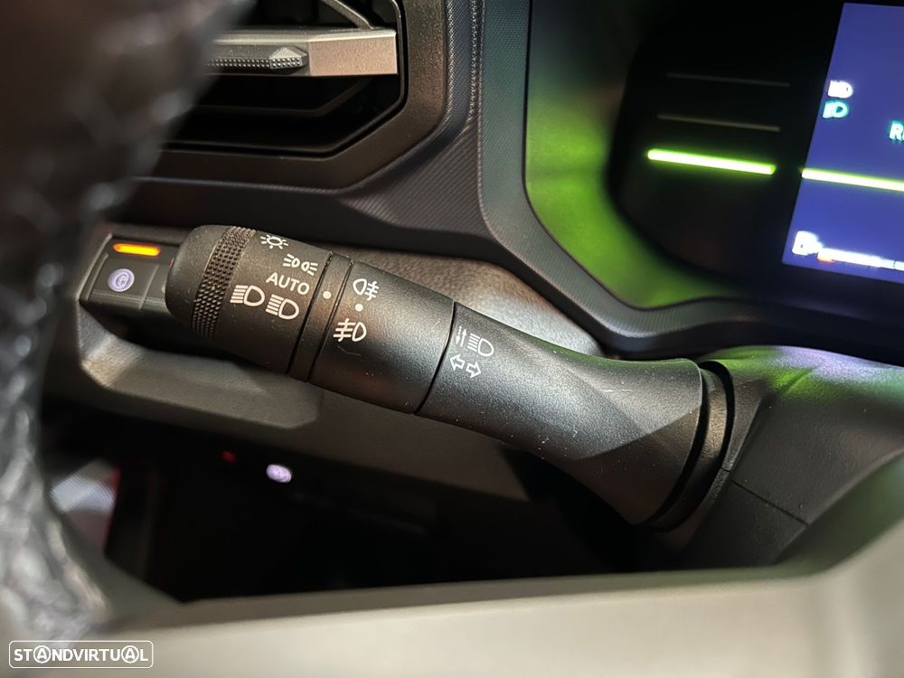 Dacia Duster 1.6 Hybrid Journey - 35
