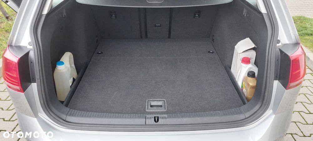 Volkswagen Golf 1.6 TDI BMT Comfortline - 12