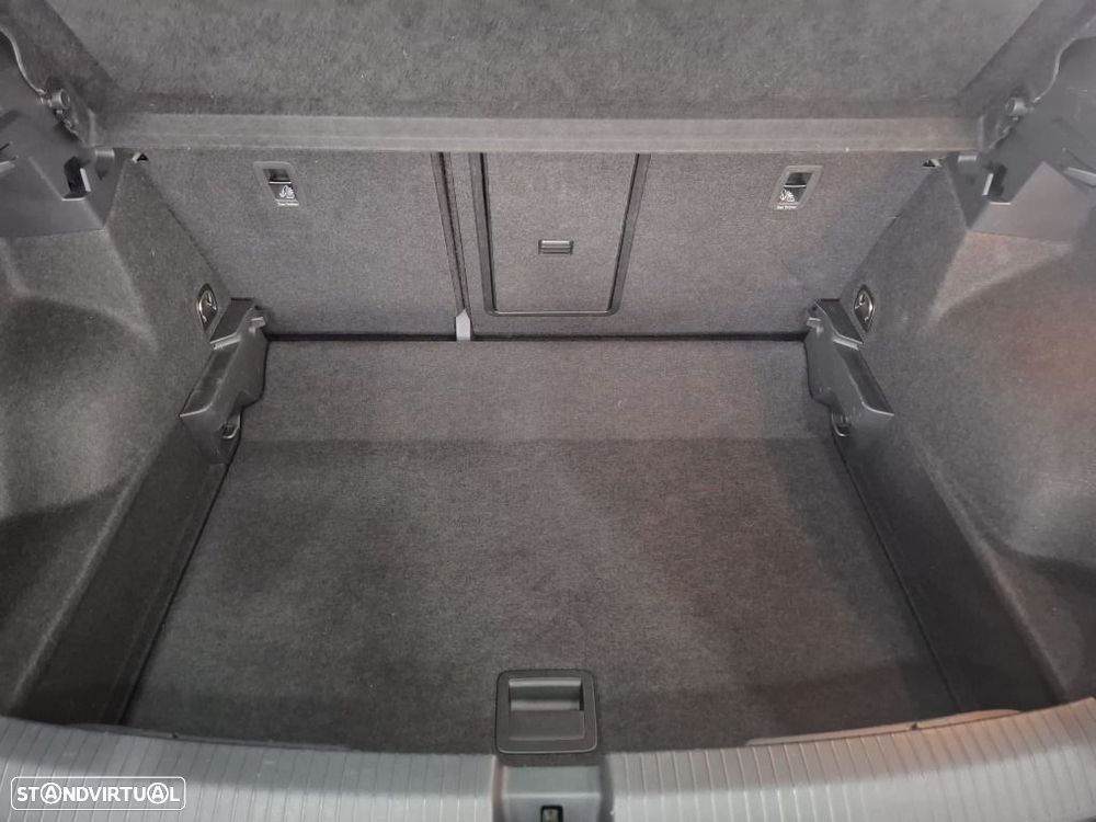 VW T-Roc 1.0 TSI Urban - 14
