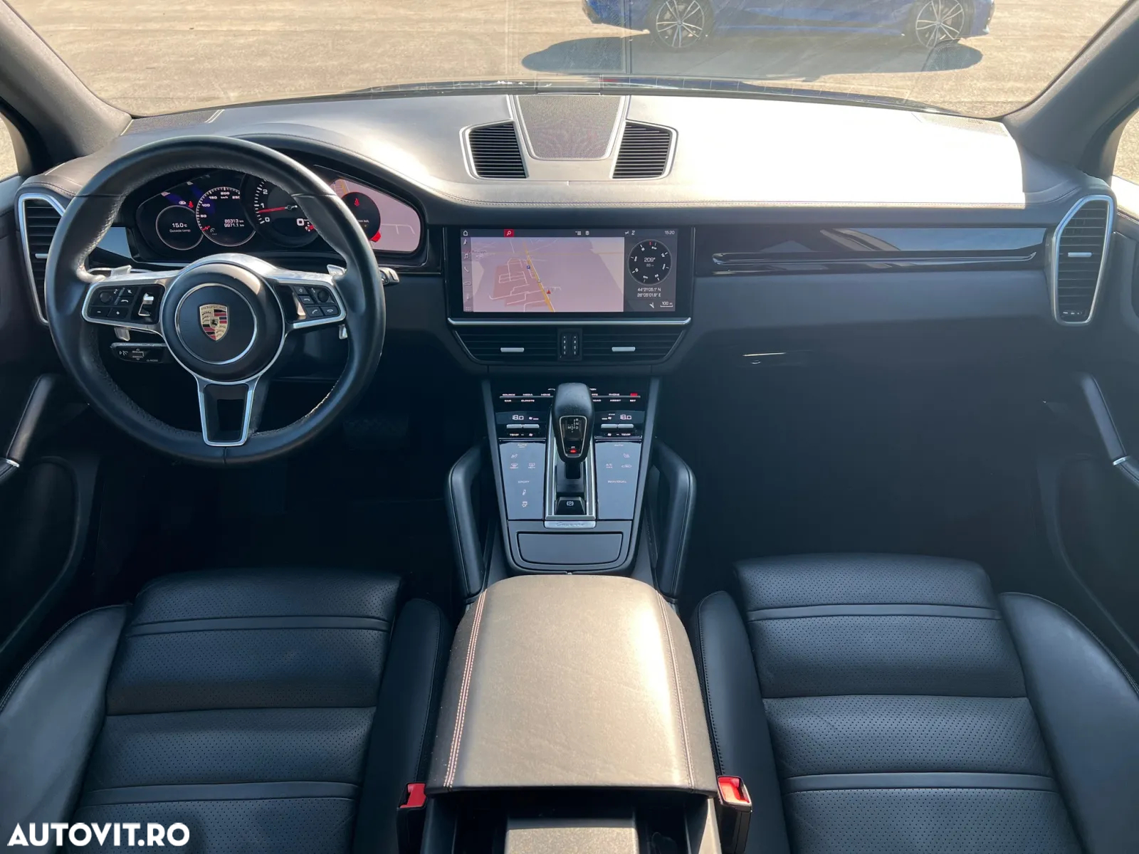 Porsche Cayenne - 11