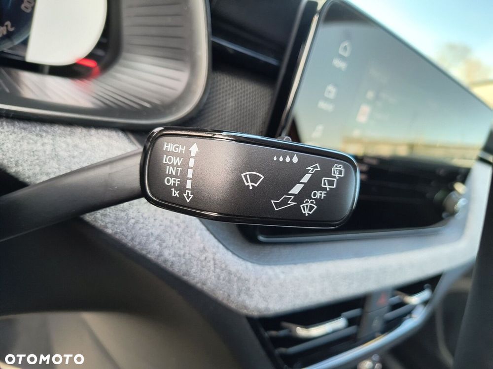 Skoda Kamiq 1.0 TSI Drive - 33