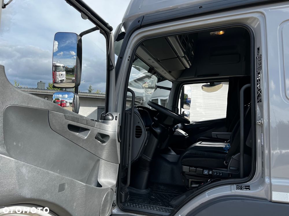 Mercedes-Benz ATEGO - 25